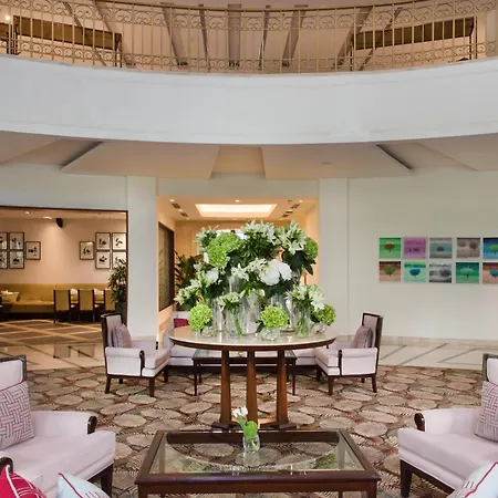 Dlf Club 5 Hotel Gurgaon Exterior photo