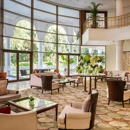 Dlf Club 5 Hotel Gurgaon Exterior photo